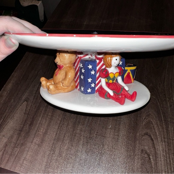 CHRISTMAS TWILIGHT CAKE STAND PEDESTAL Laurie Gates 2000 11" Cellar Footed EUC - Picture 4 of 7